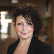 Shannon Sutherland headshot